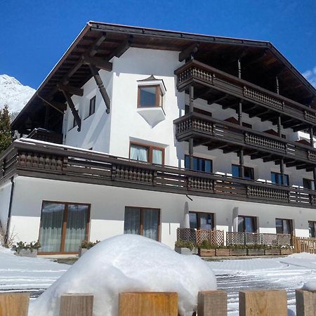 Quality Hosts Arlberg - Afoch Fei - Das Landhaus 圣安东阿尔贝格 外观 照片